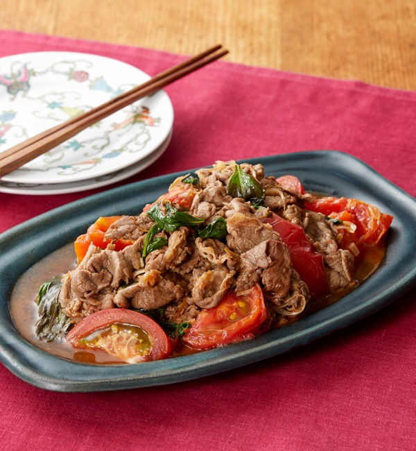 牛肉とトマトの台湾風バジル炒め